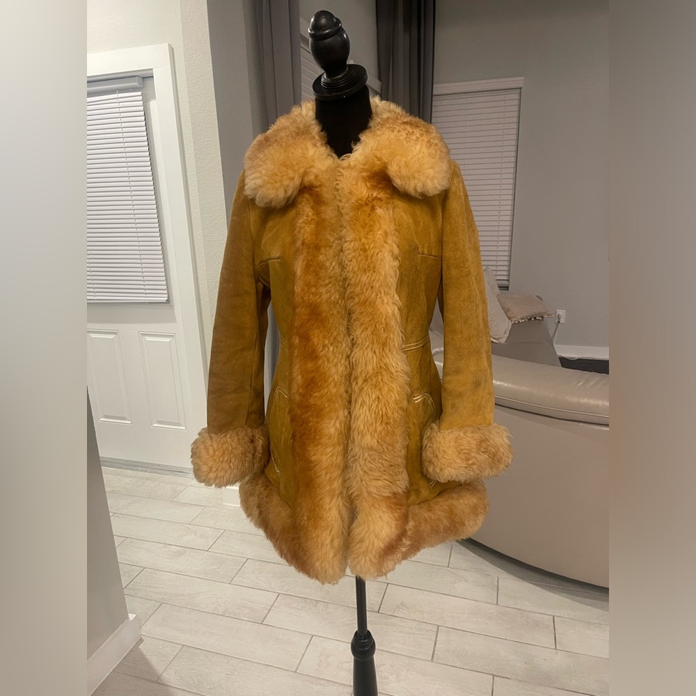 70s? Vintage suede shearling Penny Lane Coat Groovy Boho Afghan Sz12 runs small